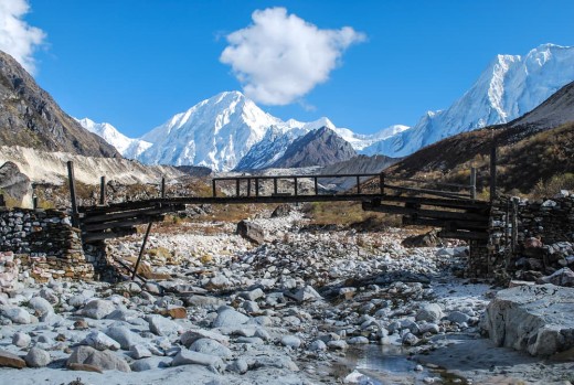 Manasalu circuit trek
