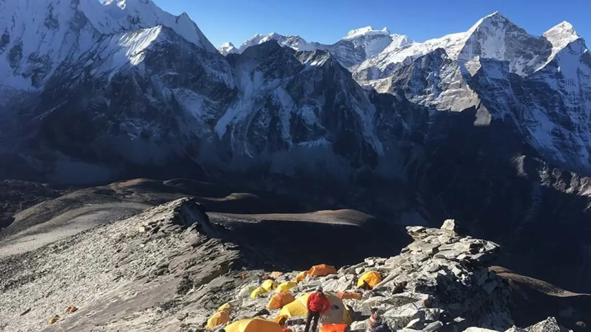 expedition-camp-1-1743144985.webp