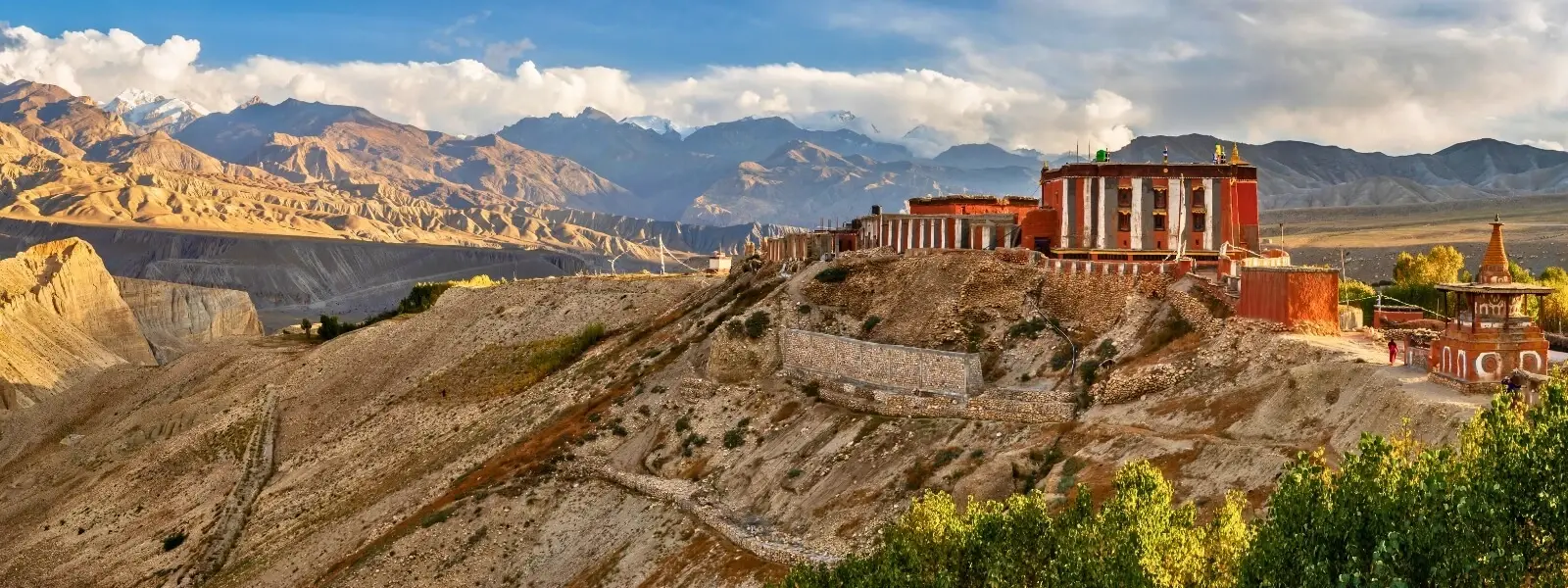 tsarang-monastery-upper-mustang-1743243650.webp
