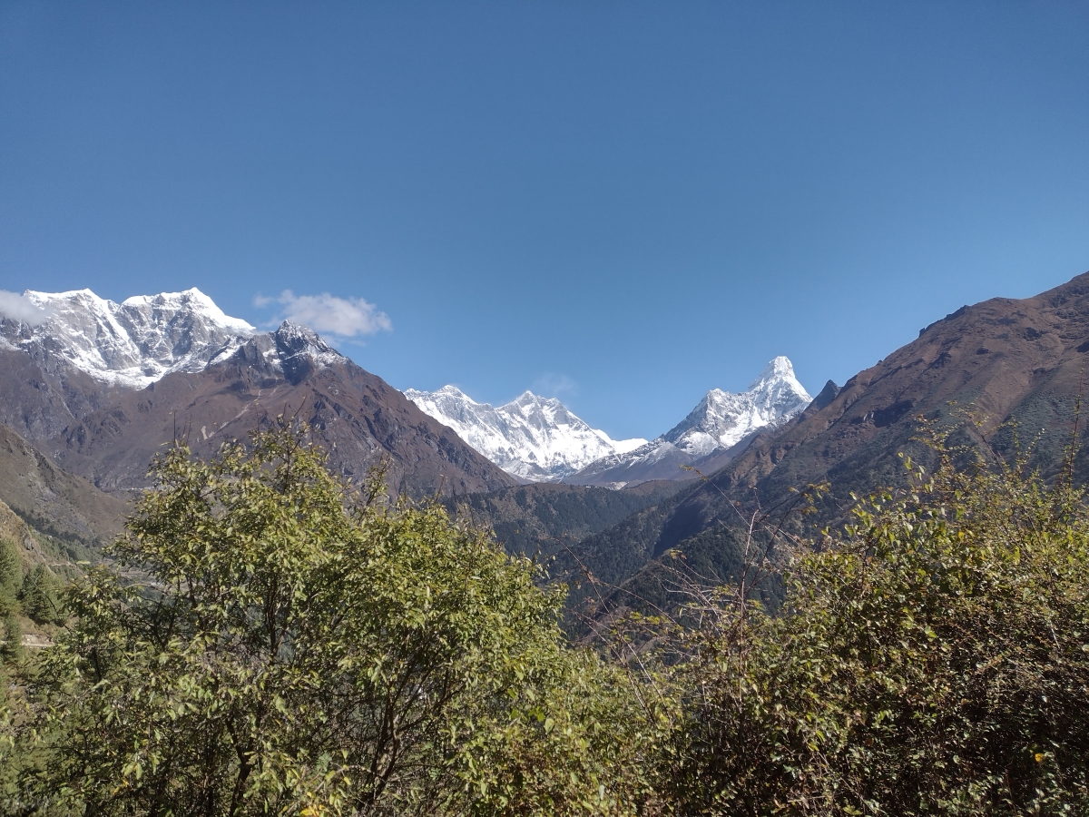 view-on-the-way-kayengjuma-1200-1742975608.jpg